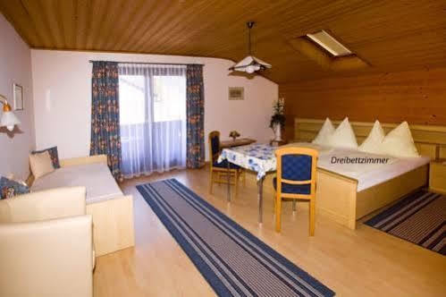 Ferienwohnung Neuhuber Bad Goisern Εξωτερικό φωτογραφία